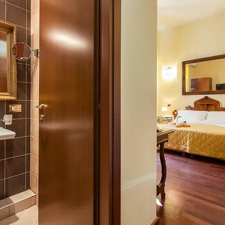 Pensión Vatican Domus 4*