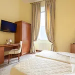 Affittacamere Vatican Domus 4*